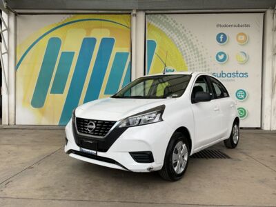 Nissan March 2022 5p Sense L4/1.6 Aut