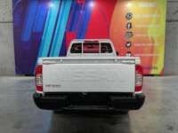 Nissan NP300 Pick Up 2021 2p L4/2.5 Man DH A/A 2021 Nissan NP300 Pick Up Venta Exteriores 6