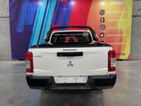 Mitsubishi L200 2023 4p GLS Doble Cabina L4/2.4/T Diesel Aut 4X4 2023 Mitsubishi L200 Venta Exteriores 6