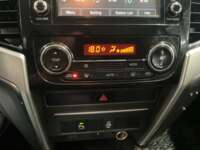 Mitsubishi L200 2023 4p GLS Doble Cabina L4/2.4/T Diesel Aut 4X4 2023 Mitsubishi L200 Venta Interiores 10
