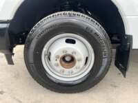 Ford F-350 2022 2p Chasis XL V8/6.2 Aut 2022 Ford F-350 Venta Llantas 1