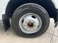 Ford F-350 2022 2p Chasis XL V8/6.2 Aut 2022 Ford F-350 Venta Llantas 14