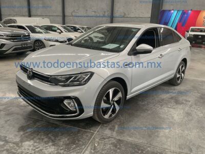 Volkswagen Virtus 2024 4p Highline L3/1.0/T Tiptronic