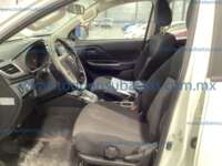 Mitsubishi L200 2023 4p GLS Doble Cabina L4/2.4/T Diesel Aut 4X4 IMG_5680