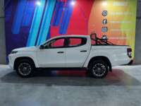 Mitsubishi L200 2023 4p GLS Doble Cabina L4/2.4/T Diesel Aut 4X4 2023 Mitsubishi L200 Venta Exteriores 4