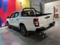 Mitsubishi L200 2023 4p GLS Doble Cabina L4/2.4/T Diesel Aut 4X4 2023 Mitsubishi L200 Venta Exteriores 5
