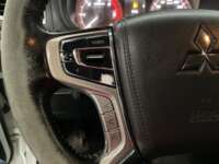 Mitsubishi L200 2023 4p GLS Doble Cabina L4/2.4/T Diesel Aut 4X4 2023 Mitsubishi L200 Venta Interiores 5