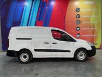 Peugeot Partner 2019 5p L4/1.6/T Diesel Man       2019 Peugeot Partner Venta Exteriores 8