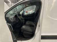 Peugeot Partner 2019 5p L4/1.6/T Diesel Man       2019 Peugeot Partner Venta Interiores 12