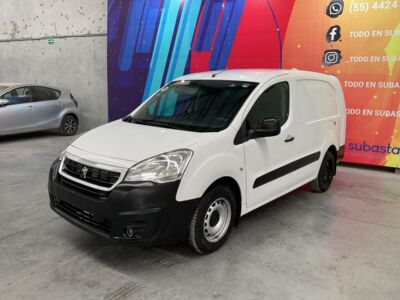 Peugeot Partner 2019 5p L4/1.6/T Diesel Man      