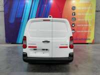 Peugeot Partner 2019 5p L4/1.6/T Diesel Man       2019 Peugeot Partner Venta Exteriores 6
