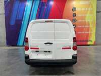 Peugeot Partner 2019 5p L4/1.6/T Diesel Man       2019 Peugeot Partner Venta Exteriores 6
