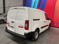 Peugeot Partner 2019 5p L4/1.6/T Diesel Man       2019 Peugeot Partner Venta Exteriores 7