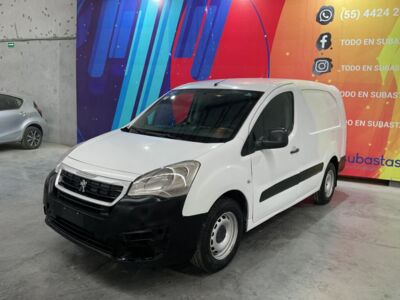 Peugeot Partner 2019 5p L4/1.6/T Diesel Man      