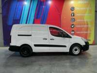 Peugeot Partner 2019 5p L4/1.6/T Diesel Man       2019 Peugeot Partner Venta Exteriores 8