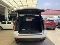 Chevrolet Suburban 2023 5p High Country V8/6.2 Aut IMG_8959
