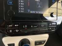 Toyota Prius 2017 5p Base Hibrido L4/1.8 Aut 2017 Toyota Prius Venta Interiores 11