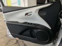 Toyota Prius 2017 5p Base Hibrido L4/1.8 Aut 2017 Toyota Prius Venta Interiores 20
