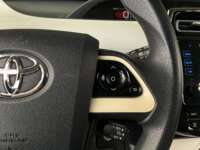 Toyota Prius 2017 5p Base Hibrido L4/1.8 Aut 2017 Toyota Prius Venta Interiores 7