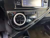 Toyota Prius 2018 5p C Híbrido L4/1.5 Aut 2018 Toyota Prius Venta Interiores 10