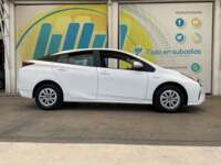 Toyota Prius 2017 5p Base Hibrido L4/1.8 Aut 2017 Toyota Prius Venta Exteriores 4