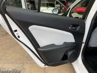 Toyota Prius 2017 5p Base Hibrido L4/1.8 Aut 2017 Toyota Prius Venta Interiores 22
