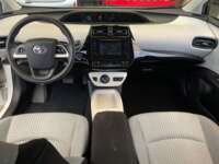 Toyota Prius 2017 5p Base Hibrido L4/1.8 Aut 2017 Toyota Prius Venta Interiores 4