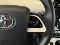 Toyota Prius 2017 5p Base Hibrido L4/1.8 Aut 2017 Toyota Prius Venta Interiores 7