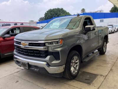 Chevrolet Cheyenne 2024 2p LT Cabina Regular V8/5.3 Aut 4X4