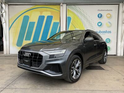 Audi Q8 2020 5p S line V6/3.0/T S-tronic Quattro