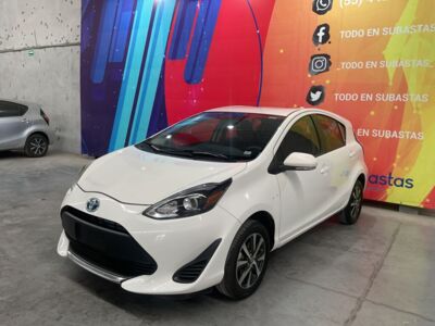 Toyota Prius 2021 