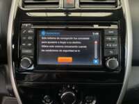 Nissan Versa 2018 4p Exclusive L4/1.6 Aut Navi 2018 Nissan Versa Venta Interiores 9
