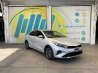 Kia Forte 2022 4p LX L4/2.0 IVT 2022 Kia Forte Venta Exteriores 3