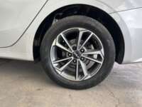 Kia Forte 2022 4p LX L4/2.0 IVT 2022 Kia Forte Venta Llantas 4