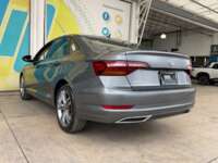 Volkswagen Jetta 2019 4p Highline L4/1.4/T Aut 2019 Volkswagen Jetta Venta Exteriores 7