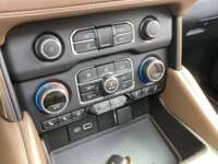 Chevrolet Suburban 2022 5p High Country V8/6.2 Aut IMG_0582