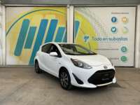 Toyota Prius 2021 5p C Híbrido L4/1.5 Aut 2021 Toyota Prius Venta Exteriores 3