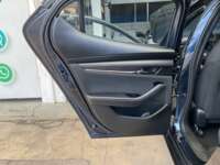 Mazda 3 2021 4p Sedán i L4/2.5 Skyactiv-Drive 2021 Mazda 3 Venta Interiores 23