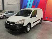 Peugeot Partner 2019 5p L4/1.6/T Diesel Man       2019 Peugeot Partner Venta Exteriores 1