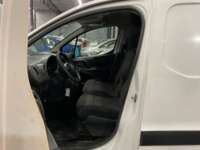 Peugeot Partner 2019 5p L4/1.6/T Diesel Man       2019 Peugeot Partner Venta Interiores 12