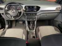 Volkswagen T-Cross 2021 5p Comfortline L4/1.6 Aut 2021 Volkswagen T-Cross Venta Interiores 4