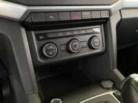 Volkswagen Amarok 2023 4p Highline L4/2.0/TDI Aut  2023 Volkswagen Amarok Venta Interiores 10