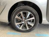 Toyota Prius 2019 5p C Hibrido L4/1.5/Aut 2019 Toyota Prius Venta Llantas 1