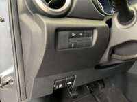 Nissan Versa 2020 4p Sense L4/1.6 Man 2020 Nissan Versa Venta Interiores 5