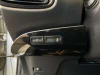 Toyota Prius 2017 5p Base Hibrido L4/1.8 Aut 2017 Toyota Prius Venta Interiores 5