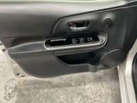 Toyota Prius 2019 5p Base CVT 2019 Toyota Prius Venta Interiores 14