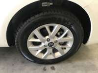 Nissan V-Drive 2024 4 pts Drive MT AC 1.6 2024 Nissan V-Drive Venta Llantas 1
