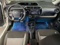 Toyota Prius 2021 5p Prius C L4/1.5 Aut 2021 Toyota Prius Venta Interiores 4