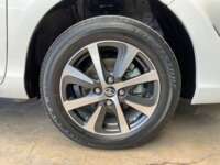 Toyota Prius 2021  2021 Toyota Prius Venta Llantas 10
