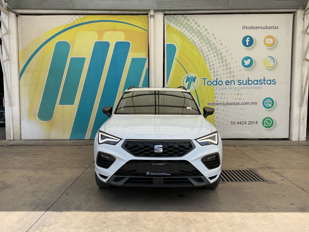 Seat Ateca 2023 5p FR L4/1.4/T Tiptronic 2023 Seat Ateca Venta Exteriores 2